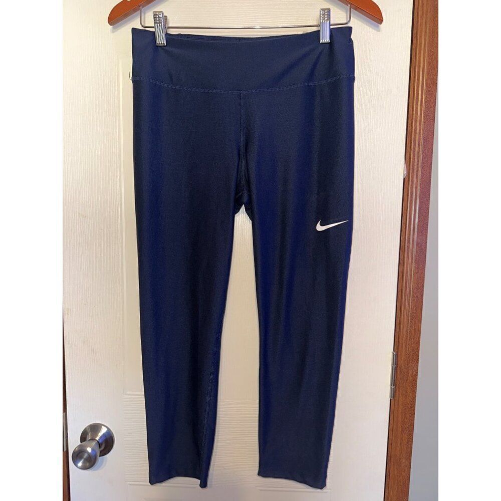 Nike Dri-Fit Black Cropped Leggings‎  Size Medium
